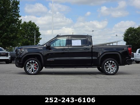 Used 2023 GMC Sierra 1500 AT4X AWD/4WD image 4