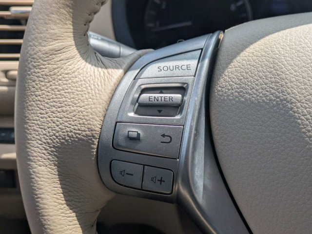 Used 2014 Nissan Altima 2.5 SV w/ Convenience Package FWD image 24