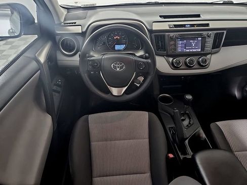 Used 2014 Toyota RAV4 LE FWD image 11