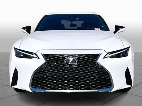 Used 2025 Lexus IS 300 w/ Premium Package RWD image 4