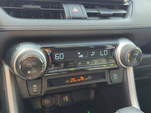 Used 2025 Toyota RAV4 XLE w/ Convenience Package FWD image 20