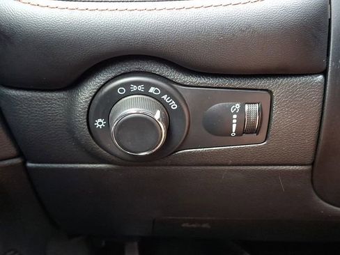 Used 2024 Dodge Durango GT AWD/4WD image 27