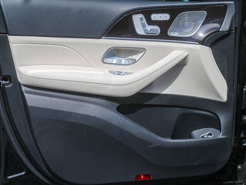 Used 2024 Mercedes-Benz GLE 450 4MATIC image 19