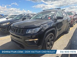 Used 2020 Jeep Compass Latitude image 1