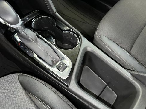 Certified 2022 Buick Encore GX Select image 16