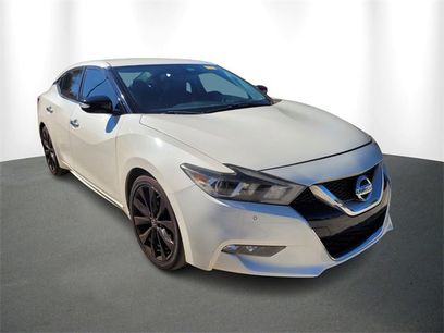 Used 2017 Nissan Maxima SR w/ Midnight Edition