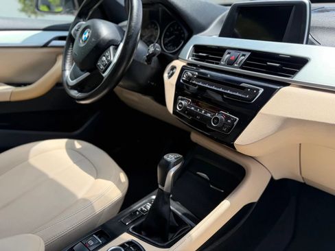 Used 2017 BMW X1 sDrive28i FWD image 17
