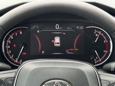 Used 2025 Toyota RAV4 XLE Premium FWD image 16