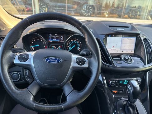 Used 2016 Ford Escape Titanium image 8