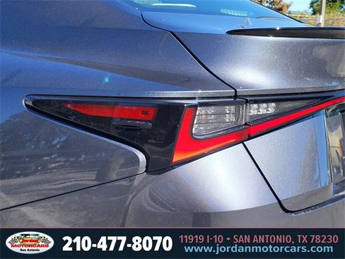 Used 2022 Lexus IS 350 F Sport image 9