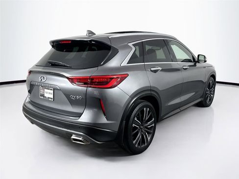Used 2021 INFINITI QX50 Luxe w/ Appearance Package AWD/4WD image 2