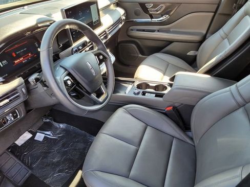 New 2025 Lincoln Corsair FWD w/ Equipment Group 101A image 11