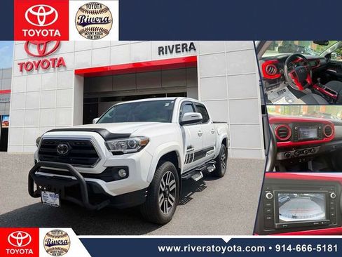 Used 2018 Toyota Tacoma SR5 AWD/4WD image 1