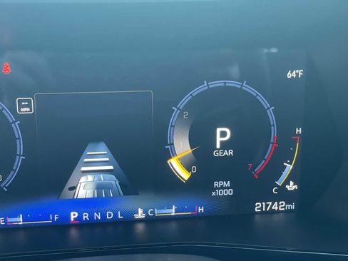 Certified 2024 Chevrolet Colorado Z71 w/ Advanced Trailering Package image 12