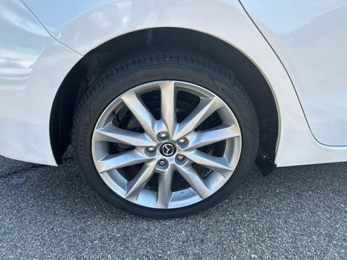 Used 2017 MAZDA MAZDA3 Grand Touring FWD image 29