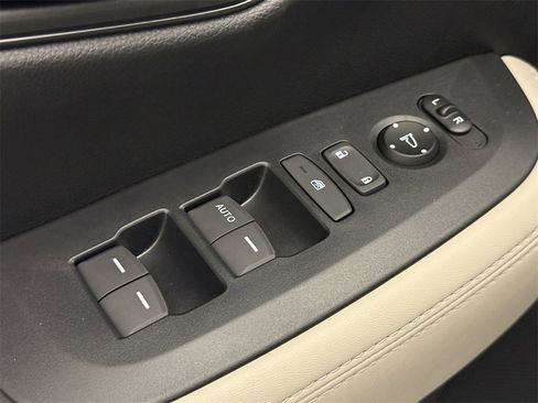 New 2026 Honda HR-V LX image 22