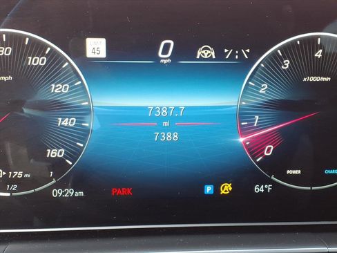 Used 2025 Mercedes-Benz GLS 580 GLS 580 4MATIC image 29