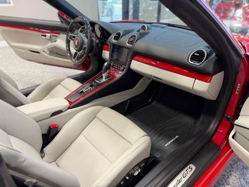 Used 2024 Porsche 718 Boxster GTS RWD image 21