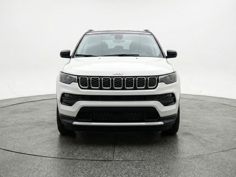 Used 2025 Jeep Compass Limited image 2