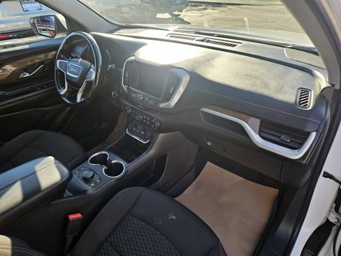 Used 2019 GMC Terrain SLE w/ Driver Convenience Package image 10