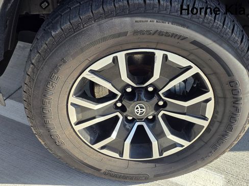 Used 2023 Toyota Tacoma TRD Sport image 8