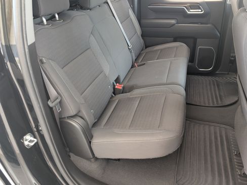 Used 2022 Chevrolet Silverado 1500 LT RWD image 19