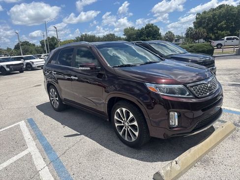 Used 2015 Kia Sorento SX FWD image 4