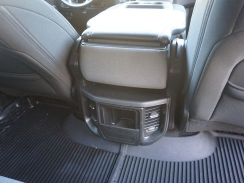 Used 2019 RAM 1500 Big Horn AWD/4WD image 24