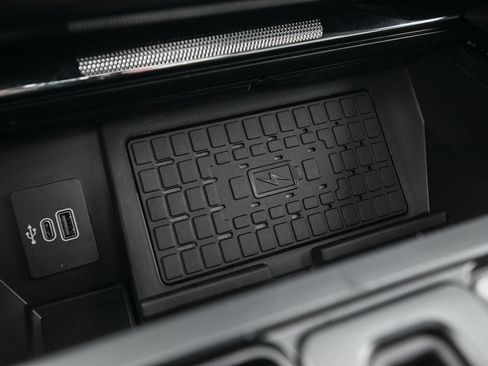 New 2025 Ford F150 Lightning Lariat image 29