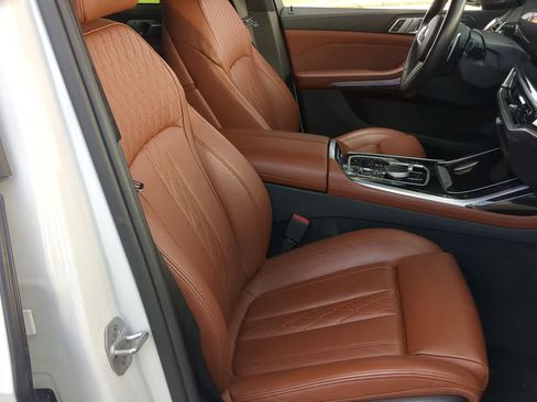 Used 2024 BMW X7 M60i w/ M Sport Professional Package AWD/4WD image 23