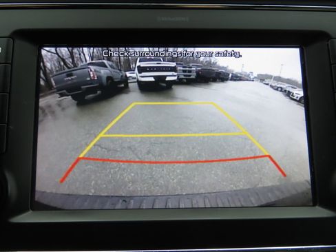 Used 2020 Kia Sedona EX image 22