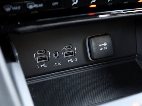 New 2025 Jeep Grand Cherokee Laredo image 19