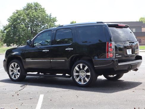Used 2012 GMC Yukon Denali AWD/4WD image 7