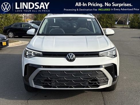 New 2026 Volkswagen Taos SE AWD/4WD image 7