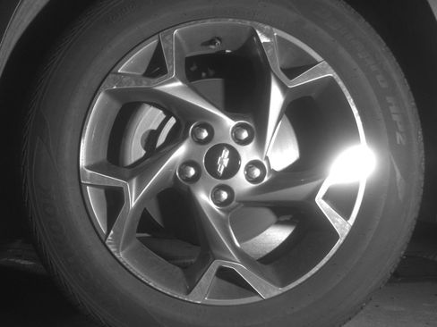 Used 2025 Chevrolet Trax LT w/ LT Convenience Package FWD image 12
