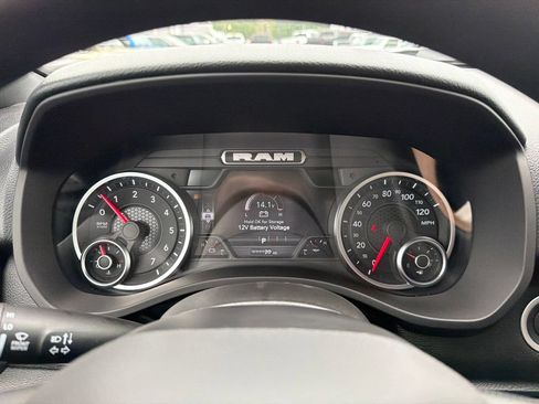 New 2026 RAM 1500 Express AWD/4WD image 11