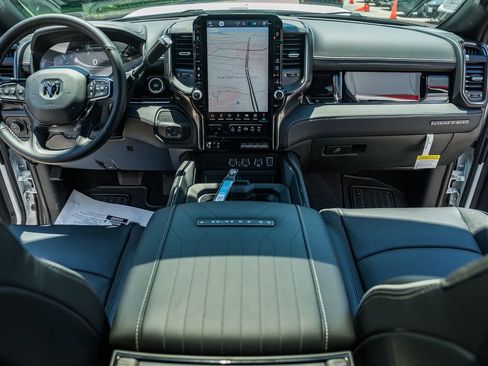 New 2026 RAM 2500 Limited AWD/4WD image 19