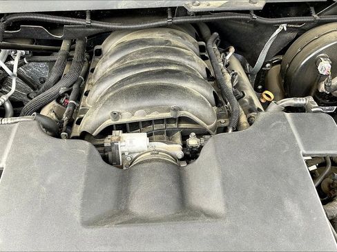 Used 2018 Chevrolet Silverado 1500 LT w/ All Star Edition image 10