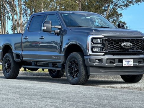 New 2026 Ford F350 Lariat w/ Black Appearance Package AWD/4WD image 7