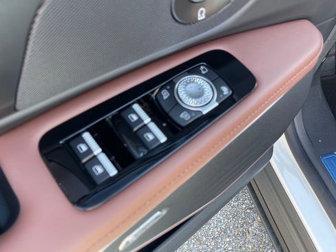 New 2026 Lincoln Nautilus Reserve image 5