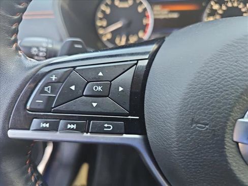 Used 2020 Nissan Altima 2.5 SR image 17