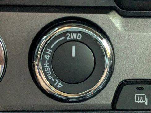 Certified 2022 Toyota Tacoma TRD Sport w/ TRD Premium Sport Package AWD/4WD image 25