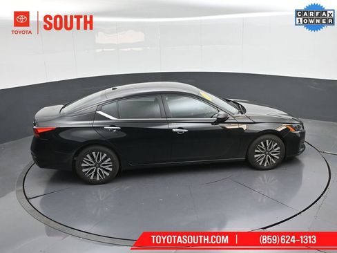 Used 2024 Nissan Altima 2.5 SV image 40