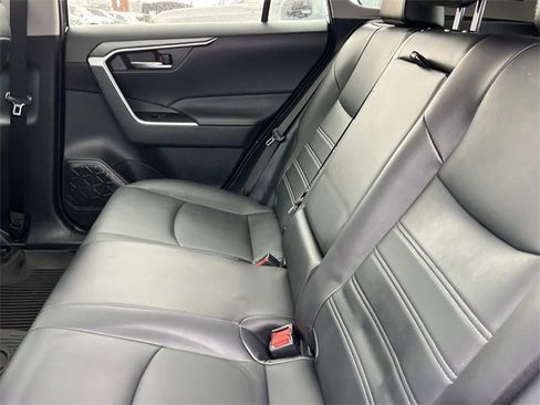 Used 2024 Toyota RAV4 XLE Premium image 22