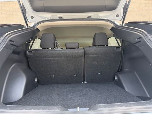 Used 2024 Mitsubishi Eclipse Cross LE image 9