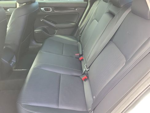 Used 2023 Honda Civic Touring image 14