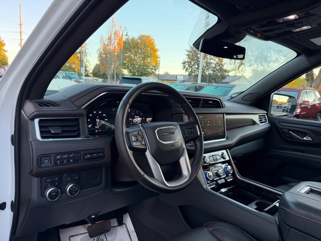 Certified 2023 GMC Yukon Denali AWD/4WD image 16