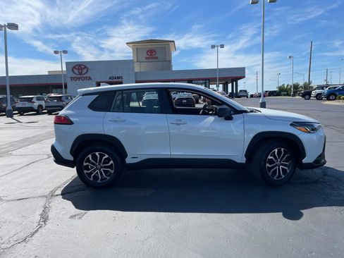 Certified 2024 Toyota Corolla Cross Hybrid Nightshade Edition image 9