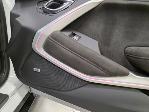 Used 2021 Chevrolet Camaro ZL1 RWD image 37