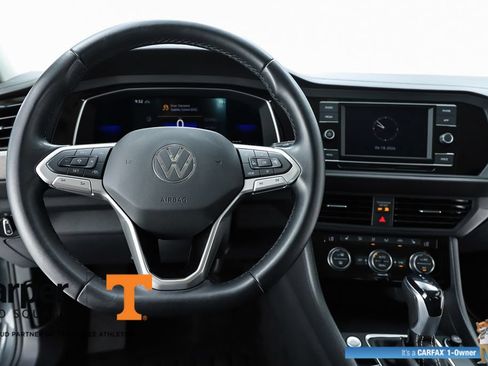 Certified 2023 Volkswagen Jetta SE FWD image 55